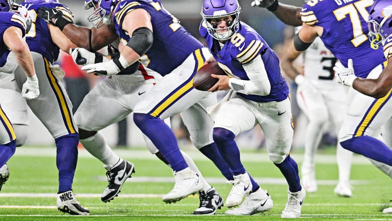 NFL: Atlanta Falcons at Minnesota Vikings