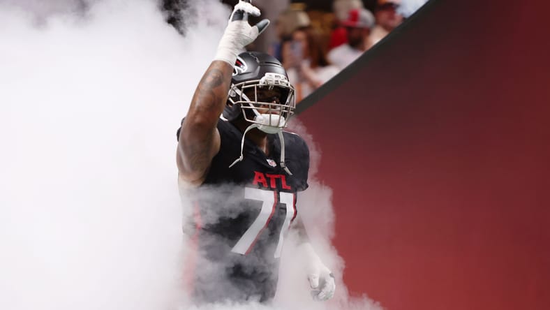 Falcons OT Elijah Wilkinson in Week 1 of 2025