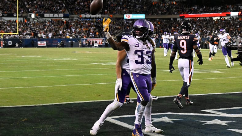 Aaron Jones celebrated a Week 1 TD for the Vikings at Soldier Field.