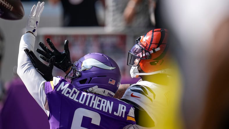 Dwight McGlothern defends a pass to Tee Higgins during the Vikings’ dominant Week 3 win over the Bengals.