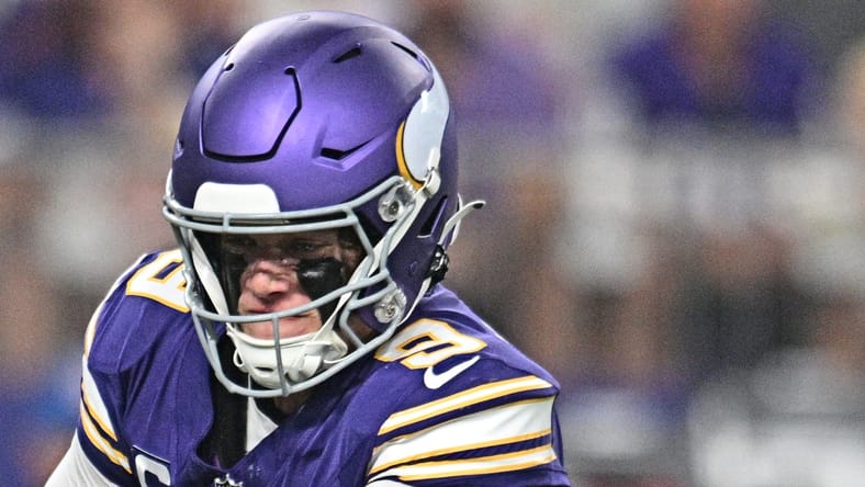 J.J. McCarthy hands off to Aaron Jones Sr. during the Vikings’ game against the Falcons at U.S. Bank Stadium.