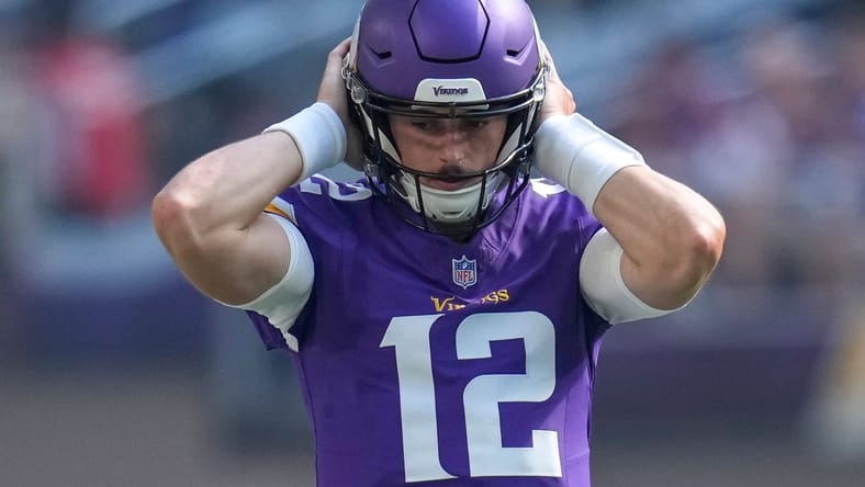 Vikings QB Max Brosmer in the 2025 regular season.