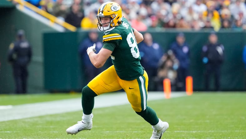 Ben Sims lines up during the Packers’ midseason matchup against the Arizona Cardinals at Lambeau Field.