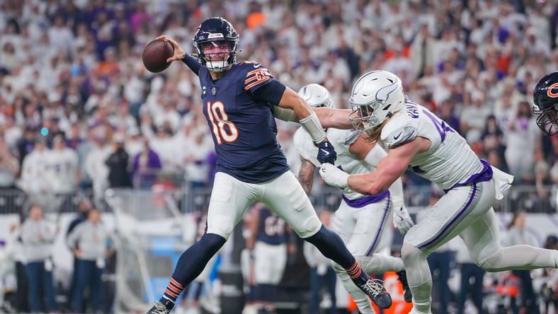 Vikings EDGE Andrew Van Ginkel pursues Caleb Williams in 2024