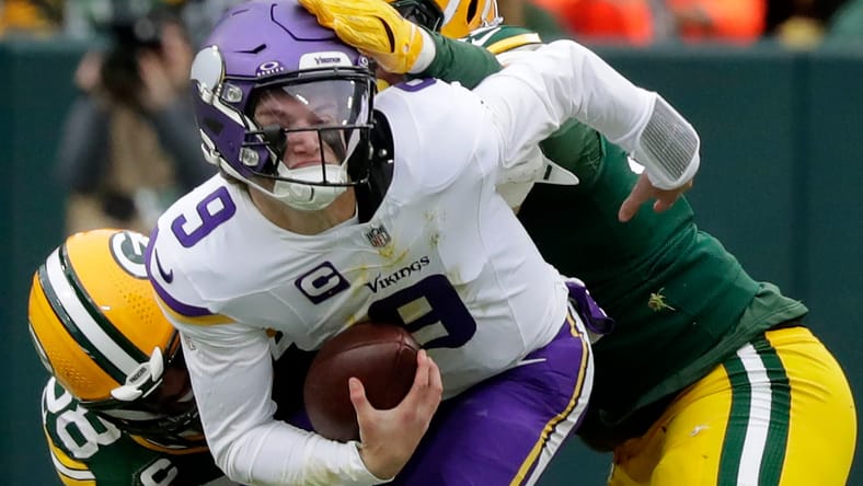 Vikings QB J.J. McCarthy against the Green Bay Packers in 2025