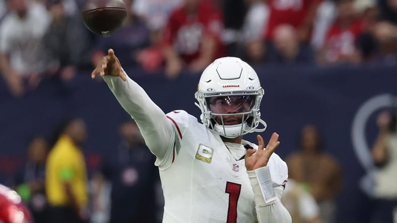 Kyler Murray throws a pass against the Texans. Murray could be a Vikings QB option in 2026. 