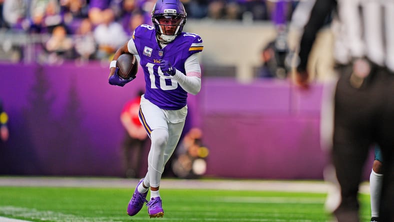 Vikings WR Justin Jefferson against the Eagles in 2025.