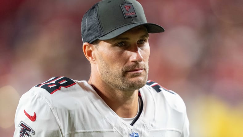 Kirk Cousins exits the field after facing the 49ers at Leviโs Stadium.