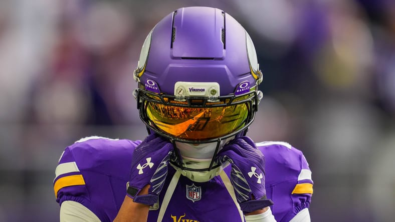 Justin Jefferson warms up before the Vikings’ home game against the Ravens at U.S. Bank Stadium.