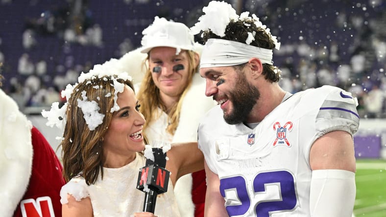 Harrison Smith is interviewed by Dianna Russini after a Vikings game at U.S. Bank Stadium. Vikings Lions heroes and zeros.