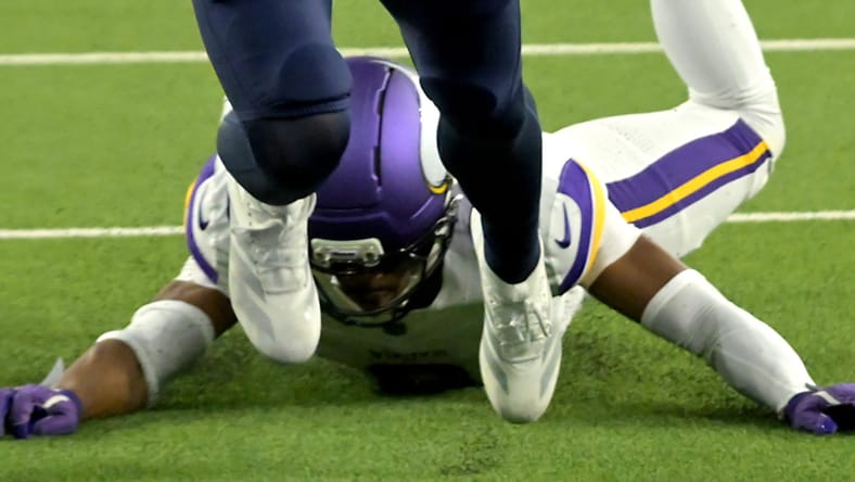 Vikings CB Jeff Okudah getting burnt at the Los Angeles Chargers.