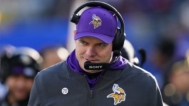 Vikings head coach Kevin O'Connell at the New York Giants in 2025.