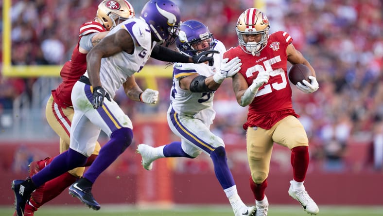 Vikings LB Eric Kendricks against the 49ers in 2021
