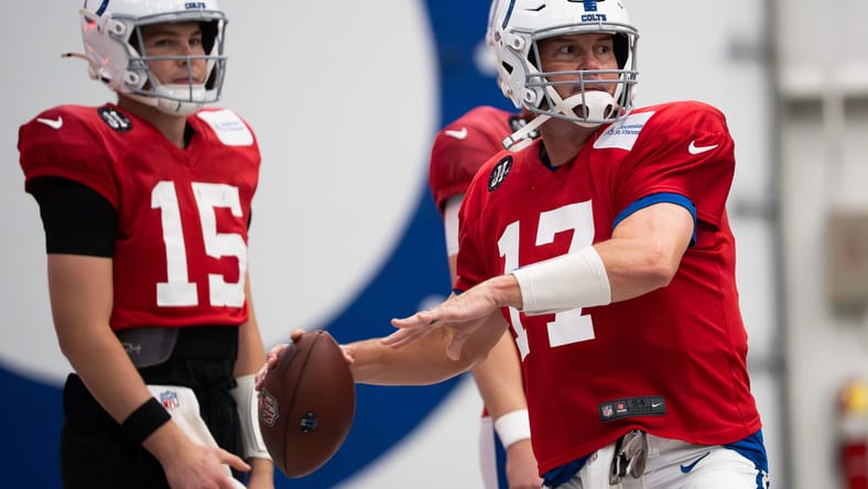 Philip Rivers drops back during Colts practice in Indianapolis.