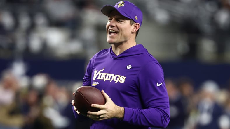 Vikings head coach Kevin O'Connell in Dallas in Week 15 of 2025