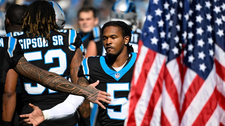 Rico Dowdle during pregame introductions at Bank of America Stadium in Charlotte. Rico Dowdle Vikings.