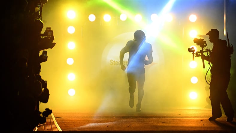 Steelers QB Aaron Rodgers in the 2025 postseason.