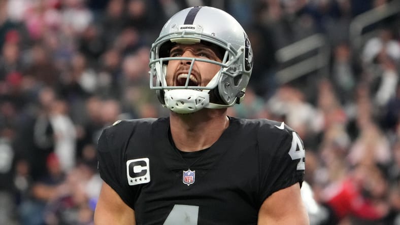 Derek Carr celebrates a touchdown during the first half against the New England Patriots at Allegiant Stadium. Derek Carr Vikings rumors