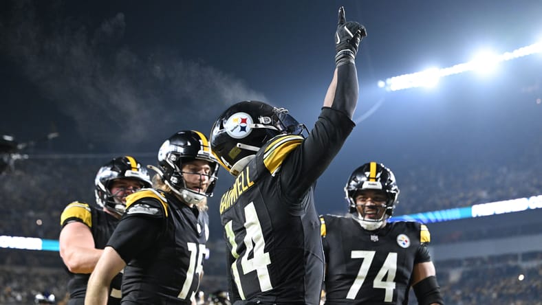 Steelers RB Kenneth Gainwell in 2025