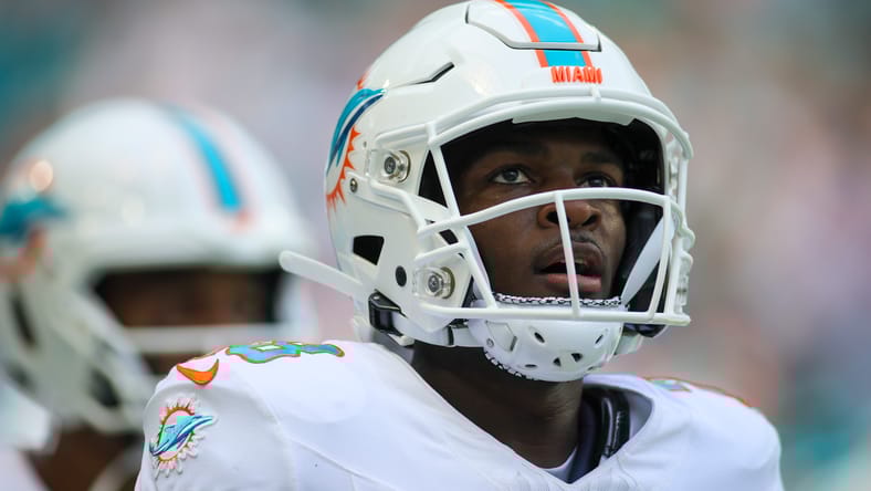 De’Von Achane reacts after a touchdown against the Giants at Hard Rock Stadium. De’Von Achane Vikings