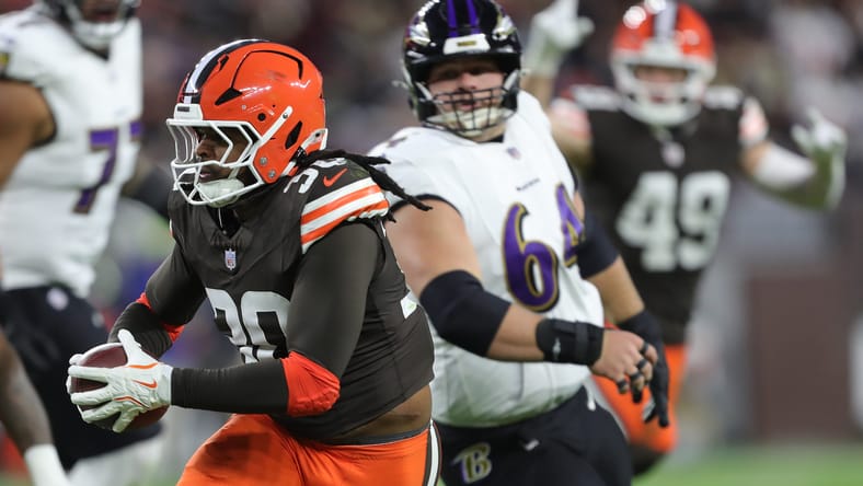 Cleveland Browns linebacker Devin Bush returns an interception for a touchdown against the Ravens. Vikings free agency