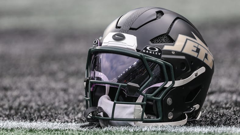 A New York Jets helmet in 2025 before a game against the Dolphins