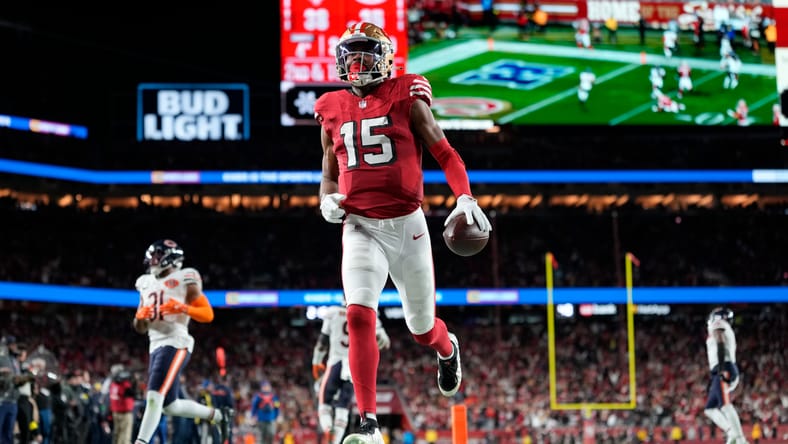 Jauan Jennings running for touchdown against Bears