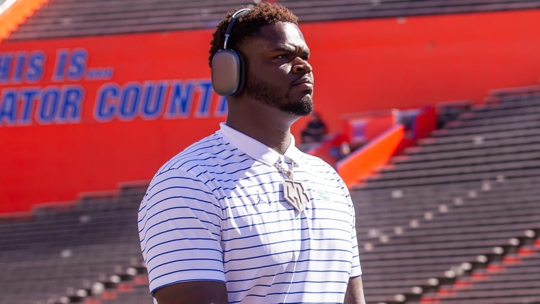Florida DT Caleb Banks in 2024 before a game