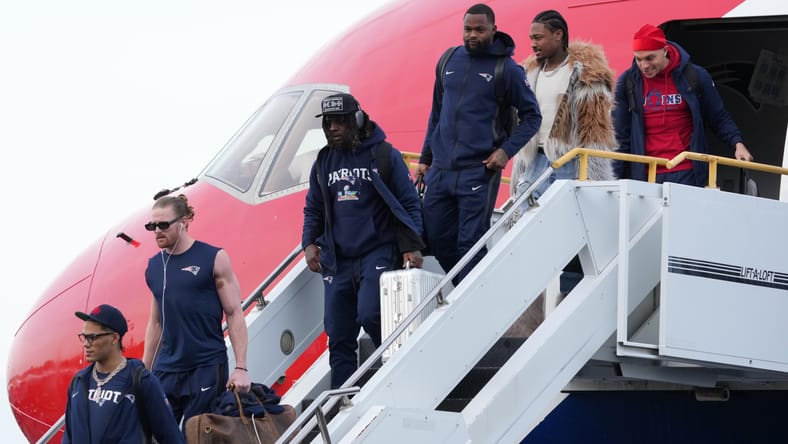 Stefon Diggs and other Patriots players arrive for the Super Bowl