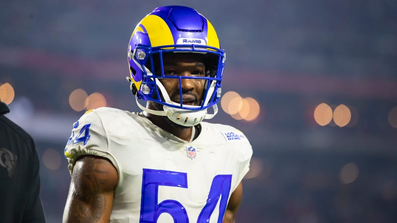 Leonard Floyd plays defense during a game between the Rams and Cardinals at State Farm Stadium. Leonard Floyd Vikings