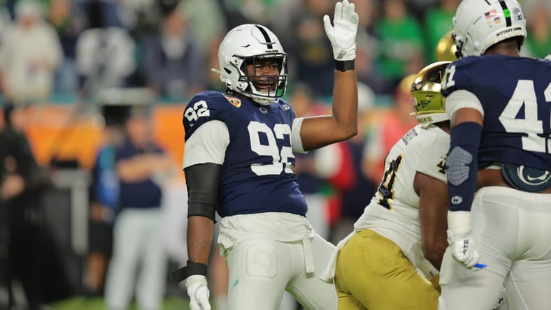 Penn State DL Smith Vilbert in 2025