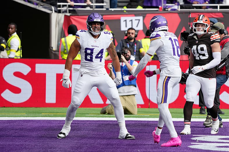 Vikings celebrate in London