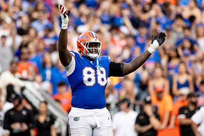 Florida defesive tackle Caleb Banks in 2023