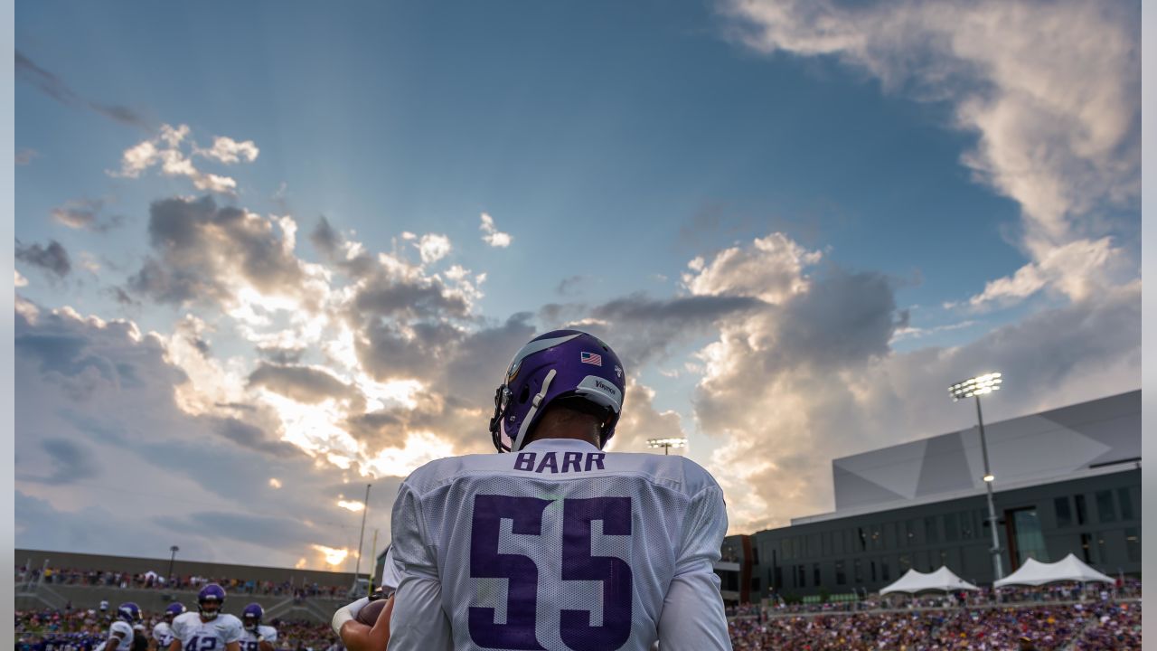 Minnesota Vikings' Anthony Barr out for season with torn pec