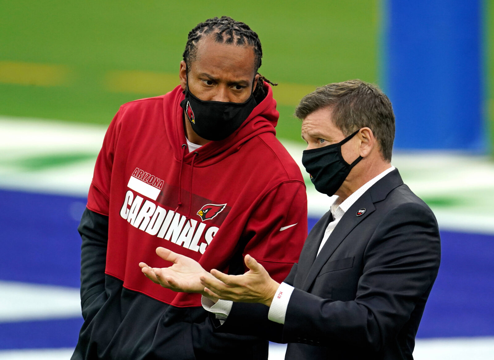 Signing Larry Fitzgerald would be a great move for the Minnesota