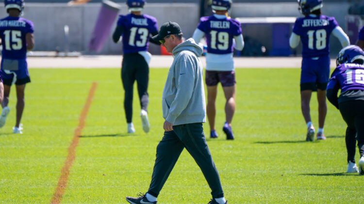 Pro Football Network' Ranks Mike Zimmer in NFL's Lower Tier for