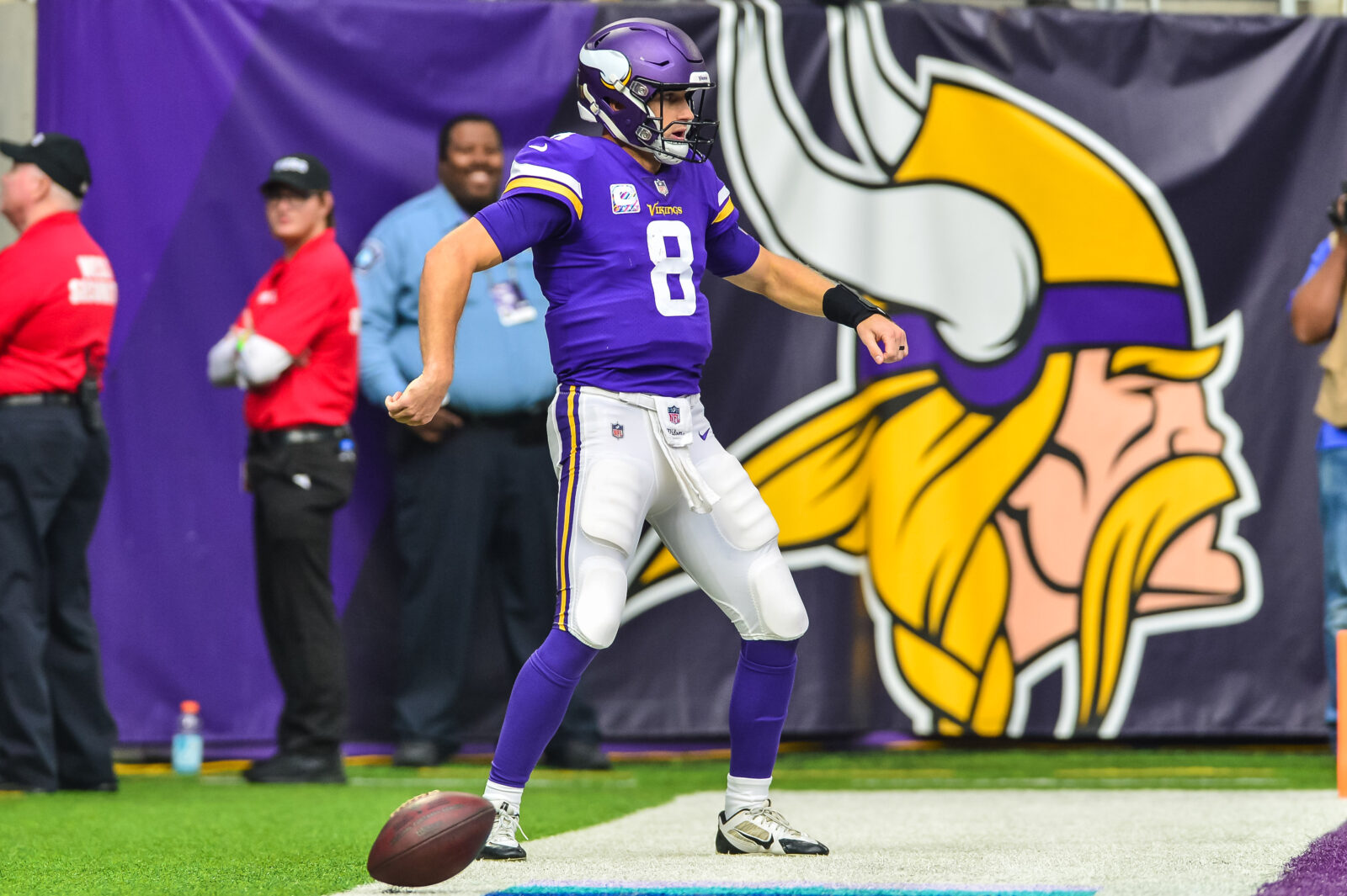 Minnesota Vikings: CBS Sports predicts they barely make playoffs