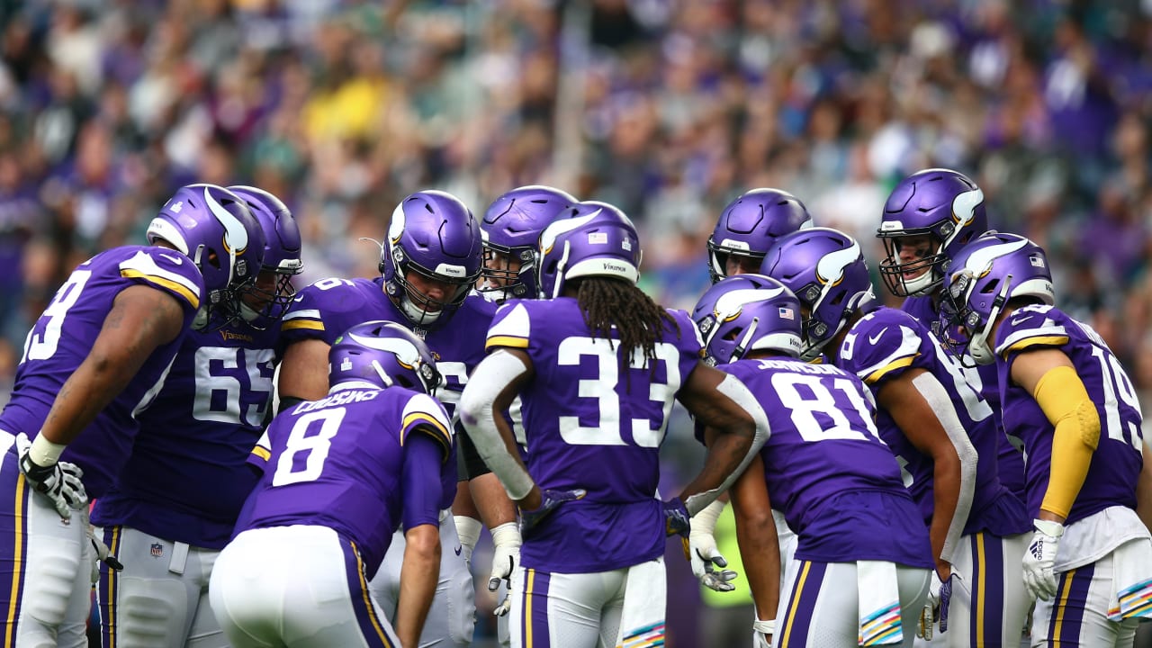 How will the Vikings finish filling out their 2021 roster?