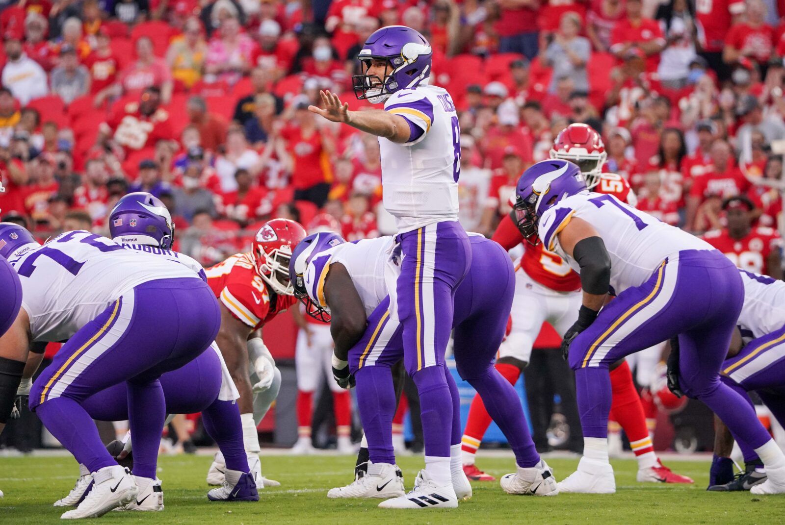 Vikings to wear solid purple uniform for Redskins game - Post