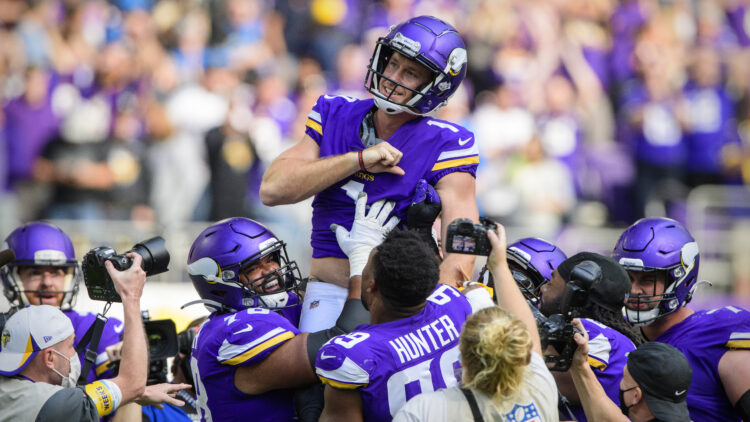 Vikings Kicker's Redemptive Tale Can Continue in 2022