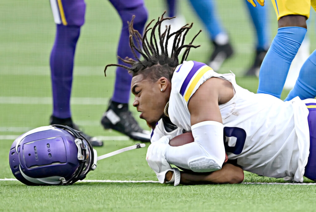 Justin Jefferson Talks with Randy Moss, Percy Harvin, Sammy White