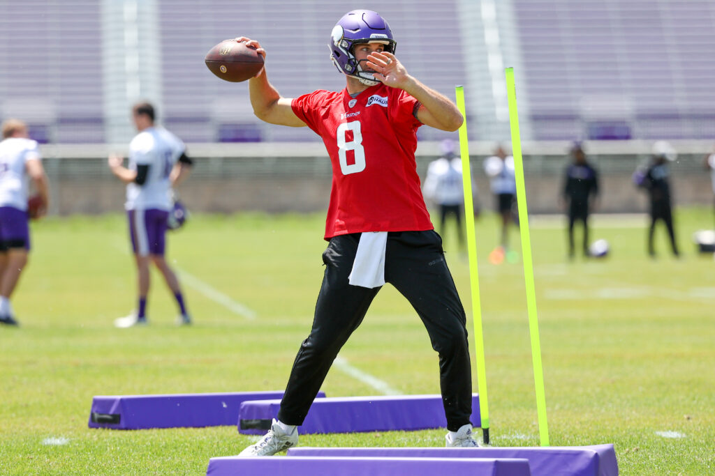 Inside how Kirk Cousins is leading the Vikings at training camp