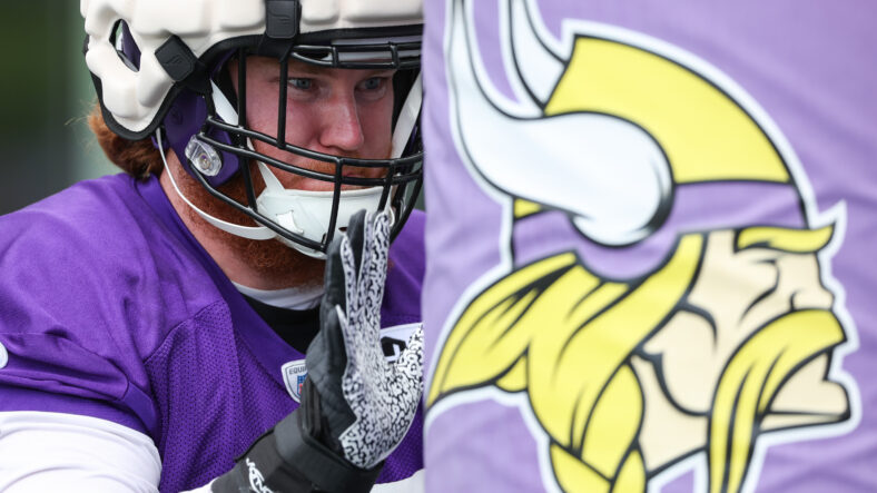 Minnesota Vikings defensive tackle James Lynch (92) in action during the  first half of an NFL football game against the New York Jets, Sunday, Dec.  4, 2022 in Minneapolis. (AP Photo/Stacy Bengs