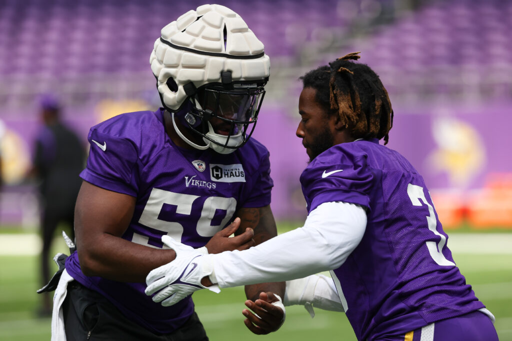 Field Access: Vikings vs. Cardinals