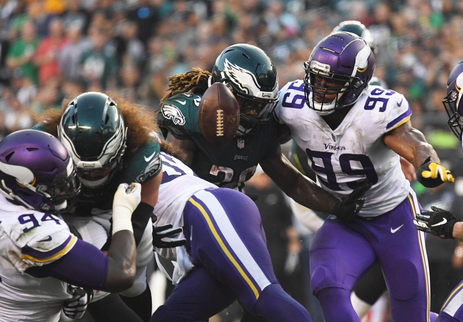 Vikings open up as slight underdogs against Eagles for 'Monday