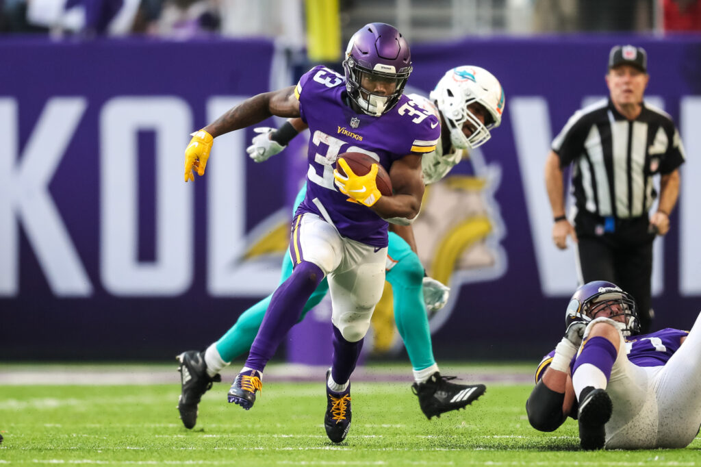 Flashback Friday: Vikings Blow Out Dolphins in 2018