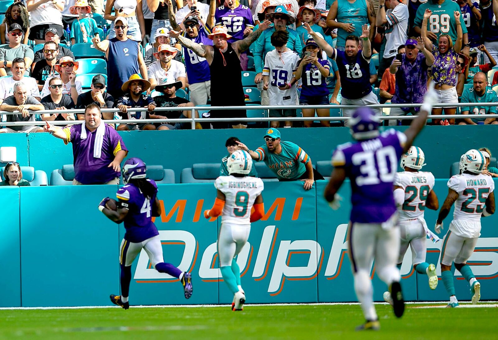 Overtime field goal after Dalvin Cook fumble gives Cincinnati 27-24 victory  over Vikings