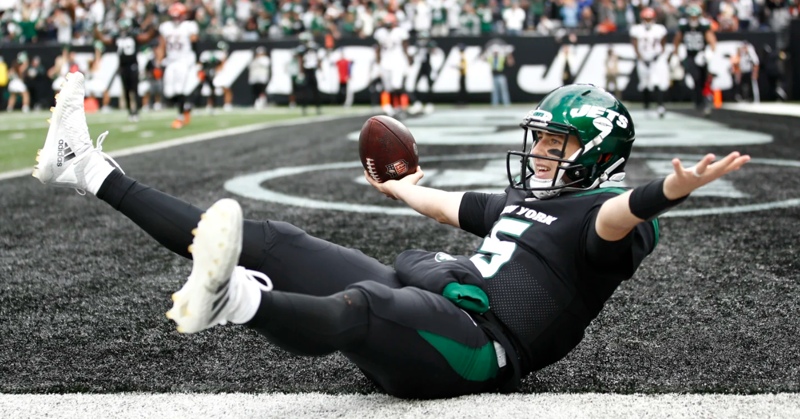 Mike White: NY Jets QB throws 3 TDs in 31-10 win over Chicago Bears