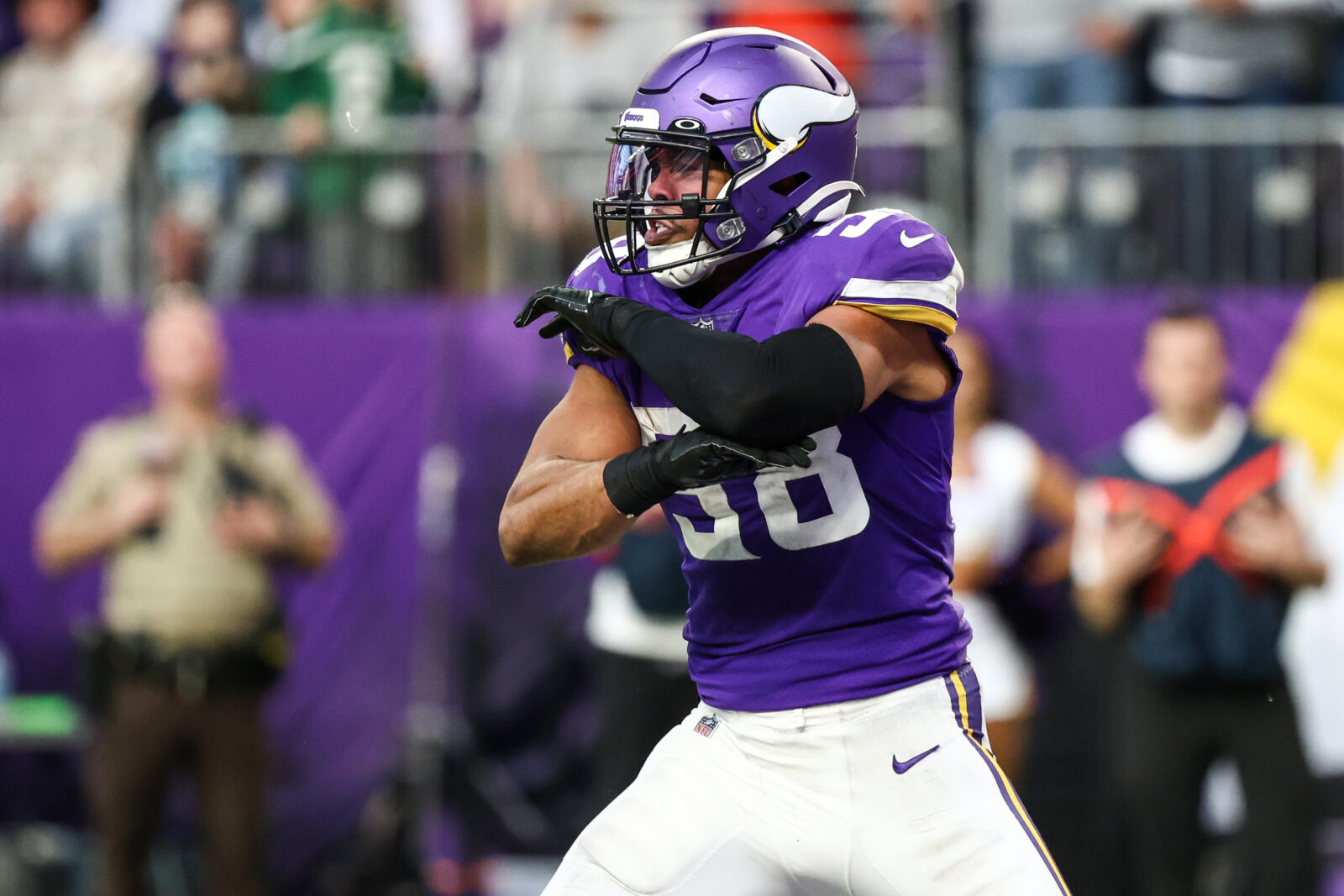 Veteran Secondary Ascending Under Brian Flores at Vikings Camp