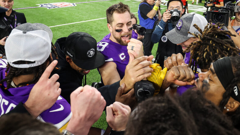 Former Vikings teammates show love to Adam Thielen in reunion